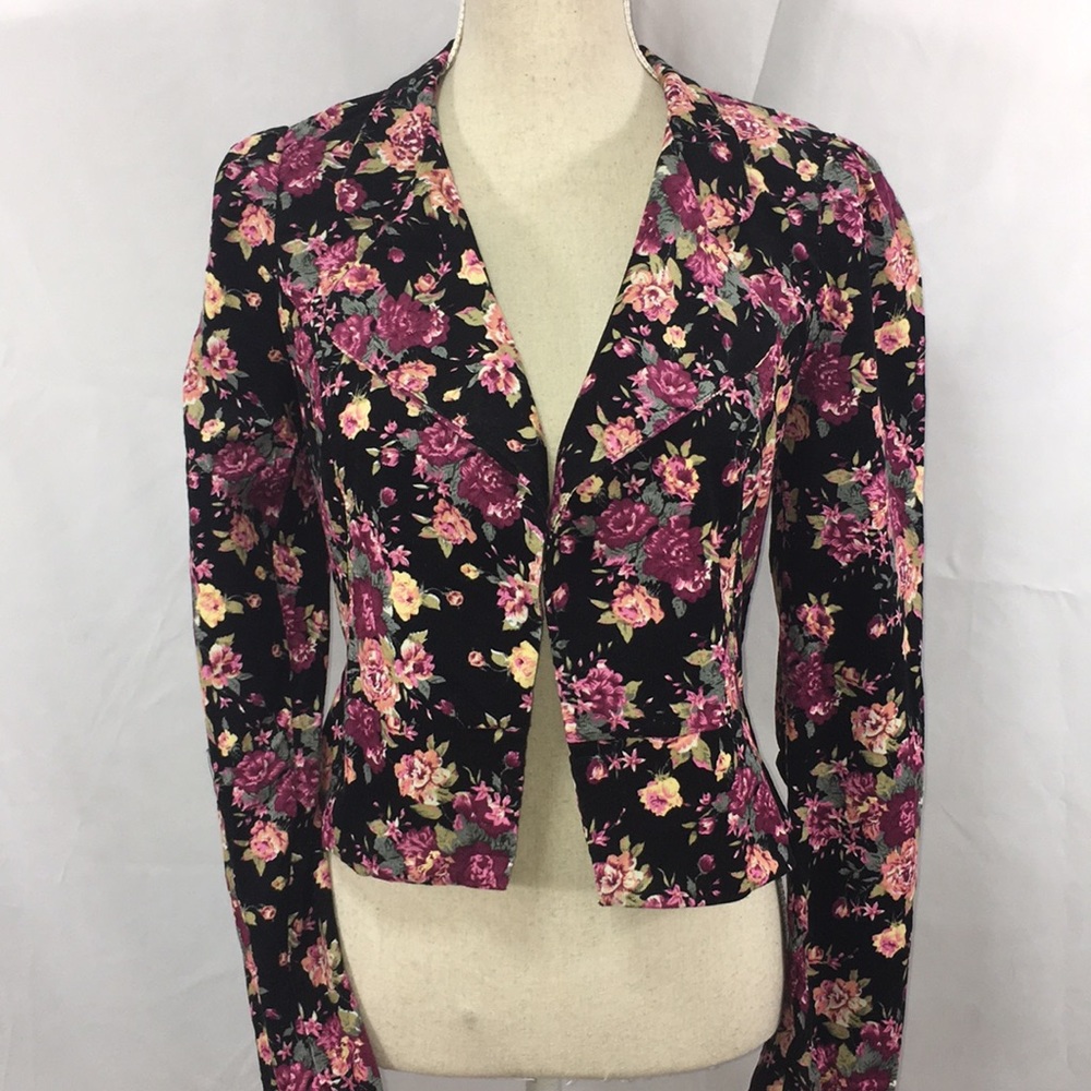NWT lucca couture corduroy open front short blazer